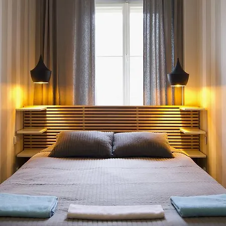 Goodnight Old Town Hotel